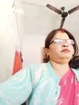 Snapshot of Bhavna_hot chatting on February 15, 2026, 8:02 am Bhavna hot online show from February 15, 2026, 8:02 am