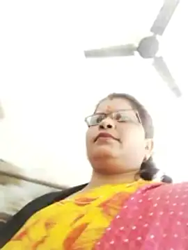 Snapshot of Bhavna_hot chatting on February 16, 2026, 7:18 am Bhavna hot online show from February 16, 2026, 7:18 am