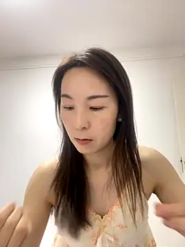 manmanyu520 online show from November 4, 2025, 3:10 am