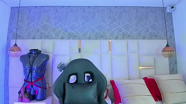 Snapshot of _im_alaya chatting on December 21, 2025, 4:25 am im alaya online show from December 21, 2025, 4:25 am