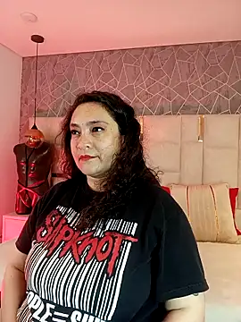 Snapshot of _im_alaya chatting on February 3, 2026, 4:32 am im alaya online show from February 3, 2026, 4:32 am