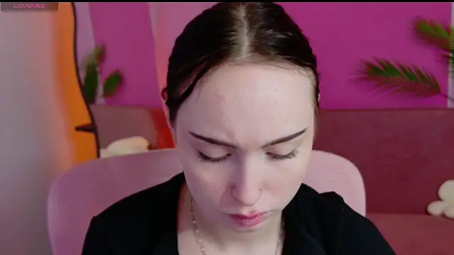 Snapshot of MonikaCarter chatting on November 24, 2025, 12:05 pm MonikaCarter online show from November 24, 2025, 12:05 pm