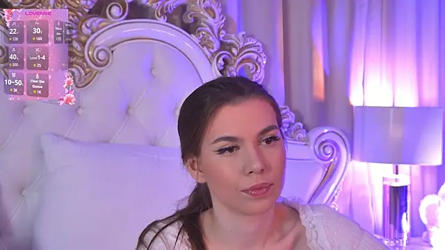 Snapshot of AshleyEvance chatting on October 18, 2025, 4:03 am AshleyEvance online show from October 18, 2025, 4:03 am