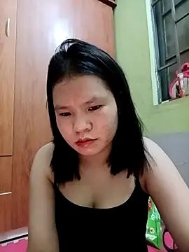 Snapshot of emyeuhss chatting on September 17, 2025, 2:08 pm emyeuhss online show from September 17, 2025, 2:08 pm