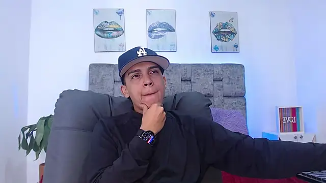 Snapshot of david_santos16 chatting on October 17, 2025, 4:16 am david santos16 online show from October 17, 2025, 4:16 am