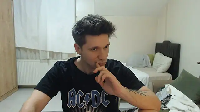 Snapshot of 2handsomemann chatting on May 30, 2026, 9:53 pm 2handsomemann online show from May 30, 2026, 9:53 pm