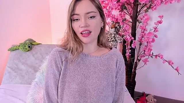 Snapshot of aliiceFM chatting on February 2, 2026, 9:47 pm aliiceFM online show from February 2, 2026, 9:47 pm