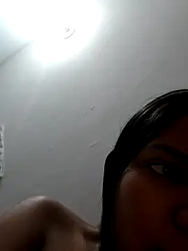 Snapshot of CloeeHills_ chatting on October 9, 2025, 3:45 pm CloeeHills online show from October 9, 2025, 3:45 pm