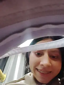 VioletxBloom online show from December 2, 2025, 11:50 pm