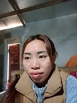 Snapshot of sulove_xx chatting on February 3, 2026, 6:22 am sulove xx online show from February 3, 2026, 6:22 am