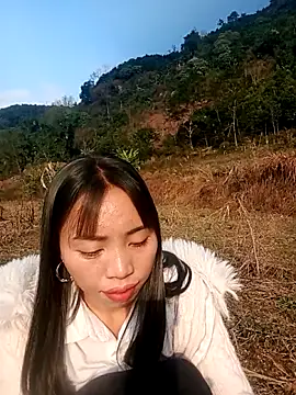 Snapshot of sulove_xx chatting on February 13, 2026, 9:31 am sulove xx online show from February 13, 2026, 9:31 am