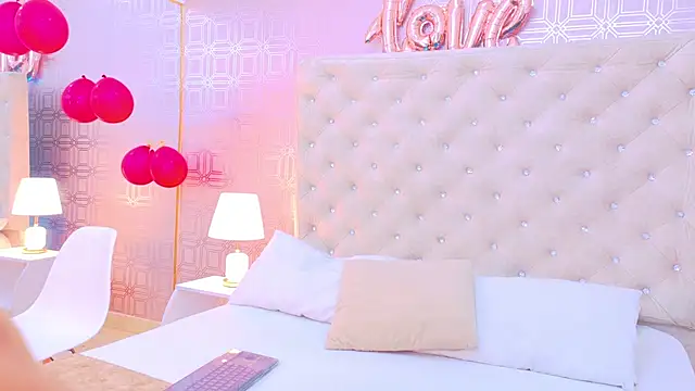 Snapshot of Samanta_Isel chatting on February 14, 2026, 3:07 am Samanta Isel online show from February 14, 2026, 3:07 am