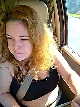 LacyLaurent online show from November 27, 2025, 5:35 pm