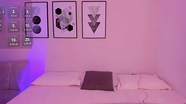 Snapshot of AmbarEvans_ chatting on October 4, 2025, 12:07 pm AmbarEvans online show from October 4, 2025, 12:07 pm