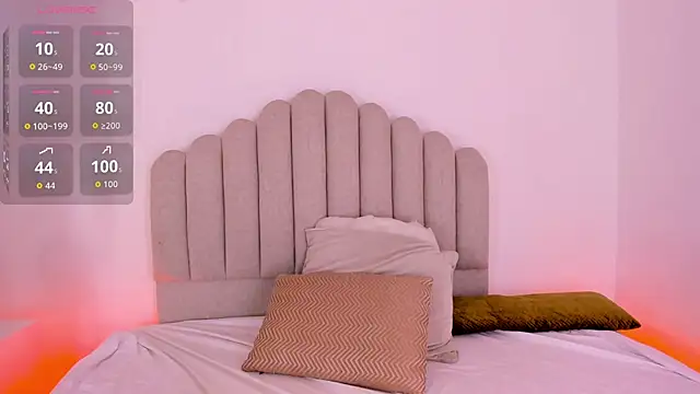 Snapshot of AmbarEvans_ chatting on November 28, 2025, 11:54 am AmbarEvans online show from November 28, 2025, 11:54 am