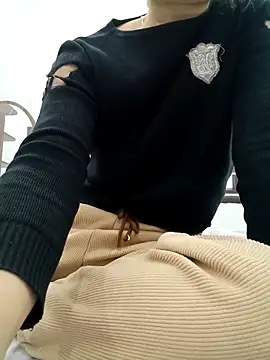 Buny vera online show from November 17, 2025, 1:53 am