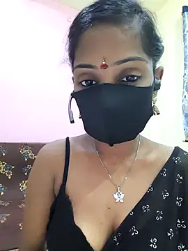 mounika26 online show from September 26, 2025, 6:31 am