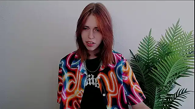 Snapshot of GuessMe___ chatting on September 13, 2025, 12:05 pm GuessMe online show from September 13, 2025, 12:05 pm