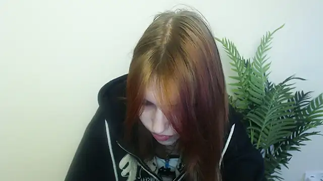 Snapshot of GuessMe___ chatting on December 18, 2025, 7:13 am GuessMe online show from December 18, 2025, 7:13 am