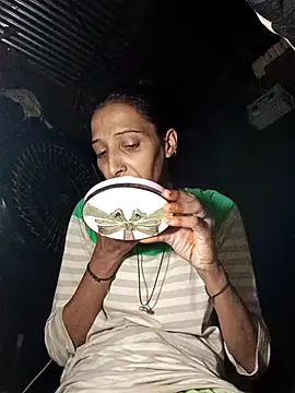 Snapshot of Pinki_thakur_1 chatting on July 14, 2026, 6:36 pm Pinki thakur 1 online show from July 14, 2026, 6:36 pm