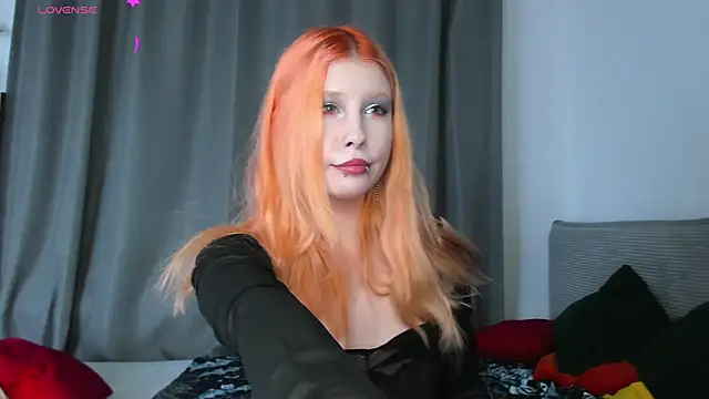 VelvetBlitz online show from December 20, 2025, 2:20 pm