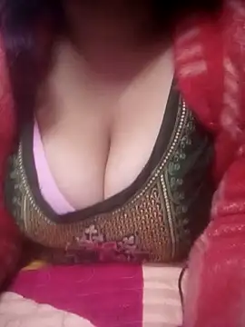 Snapshot of TINASONI chatting on December 19, 2025, 4:16 am TINASONI online show from December 19, 2025, 4:16 am