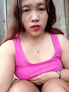 miumiu 00 online show from October 4, 2025, 5:09 am