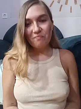 KisaVixen online show from September 8, 2025, 5:34 pm