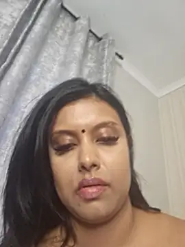 Snapshot of Indian_GlowingMiax chatting on November 21, 2025, 4:33 am Indian GlowingMiax online show from November 21, 2025, 4:33 am