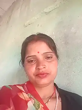 Snapshot of Rubi12A chatting on February 8, 2026, 5:27 am Rubi12A online show from February 8, 2026, 5:27 am