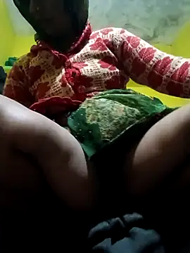 Snapshot of Rubi12A chatting on December 19, 2025, 11:40 pm Rubi12A online show from December 19, 2025, 11:40 pm