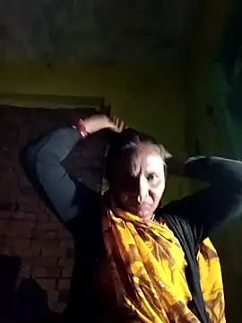 Rubi12A online show from December 14, 2025, 11:10 pm