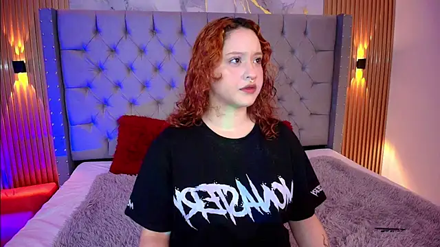 Suxan White  online show from February 6, 2026, 12:23 pm