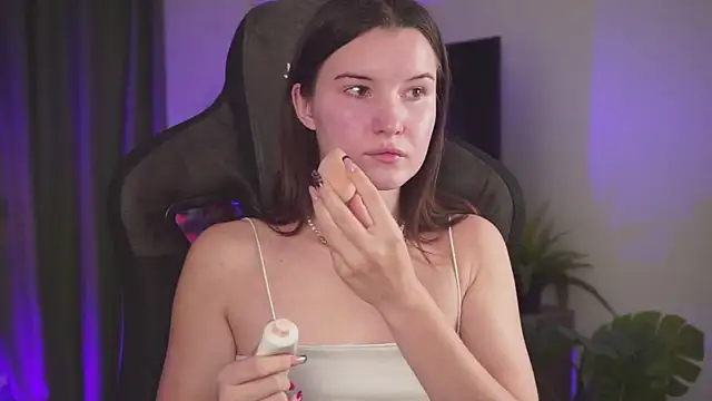 AgataWillis online show from September 30, 2025, 7:47 am