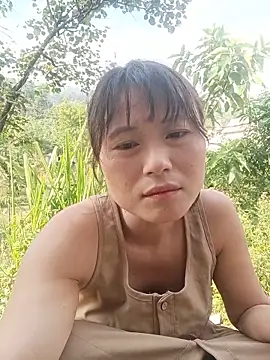 Snapshot of linda_bae00 chatting on May 15, 2026, 1:03 am linda bae00 online show from May 15, 2026, 1:03 am