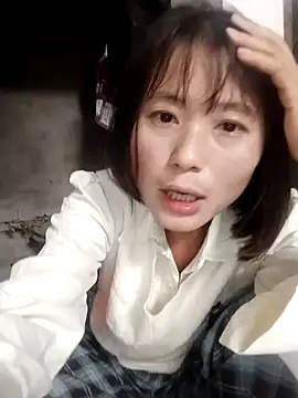 Snapshot of linda_bae00 chatting on November 6, 2025, 2:59 am linda bae00 online show from November 6, 2025, 2:59 am