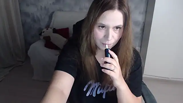 Snapshot of AdelinaLawson chatting on November 11, 2025, 5:52 pm AdelinaLawson online show from November 11, 2025, 5:52 pm