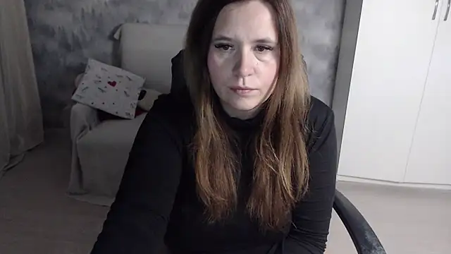 Snapshot of AdelinaLawson chatting on November 24, 2025, 5:57 pm AdelinaLawson online show from November 24, 2025, 5:57 pm