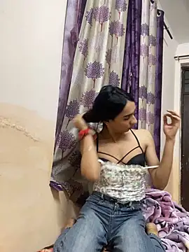 kaylee demm online show from February 5, 2026, 7:21 pm