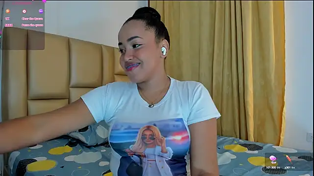 Snapshot of Princess_Brunette chatting on October 13, 2025, 7:59 pm Princess Brunette online show from October 13, 2025, 7:59 pm