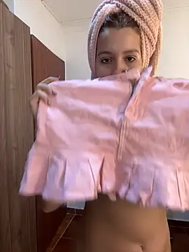 olivia jass online show from March 15, 2026, 12:39 am