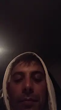 NikolasXL01 online show from October 18, 2025, 8:22 pm