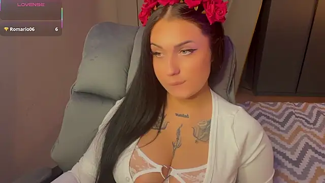 Snapshot of mygoddesshecate chatting on February 13, 2026, 2:17 pm mygoddesshecate online show from February 13, 2026, 2:17 pm