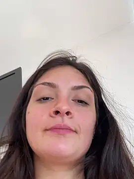 Danielaeliana online show from March 19, 2026, 6:52 pm