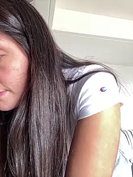 Danielaeliana online show from February 25, 2026, 5:46 pm