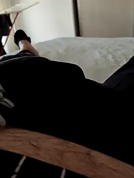 Snapshot of t-dog26 chatting on February 19, 2026, 7:16 am t-dog26 online show from February 19, 2026, 7:16 am