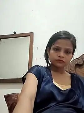 Komal0099 online show from September 15, 2025, 2:39 pm