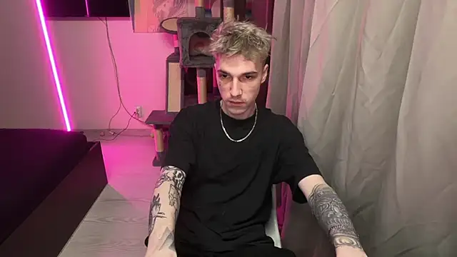 davesinner online show from April 22, 2026, 5:20 pm