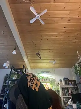 Snapshot of JohnDrippingCum chatting on September 25, 2025, 9:15 am JohnDrippingCum online show from September 25, 2025, 9:15 am