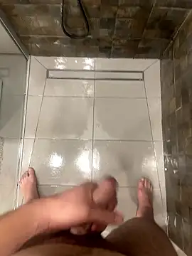 Snapshot of MrZli chatting on January 11, 2026, 6:37 pm MrZli online show from January 11, 2026, 6:37 pm